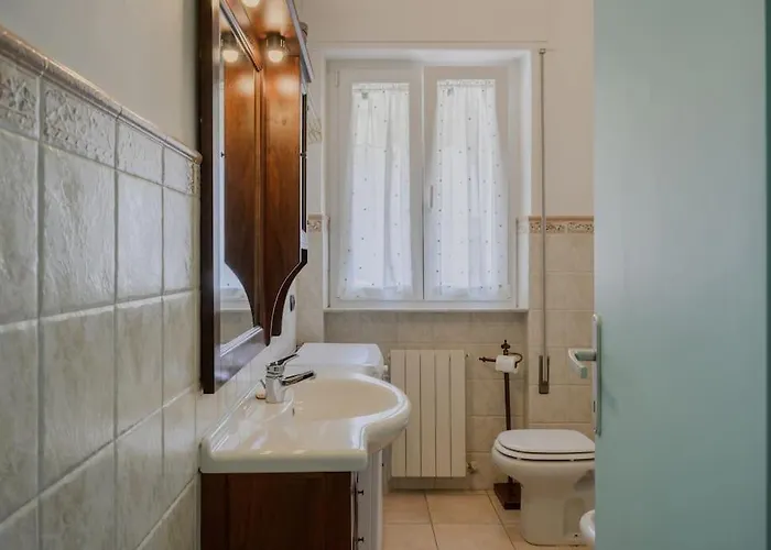 The Sea Of Apartment